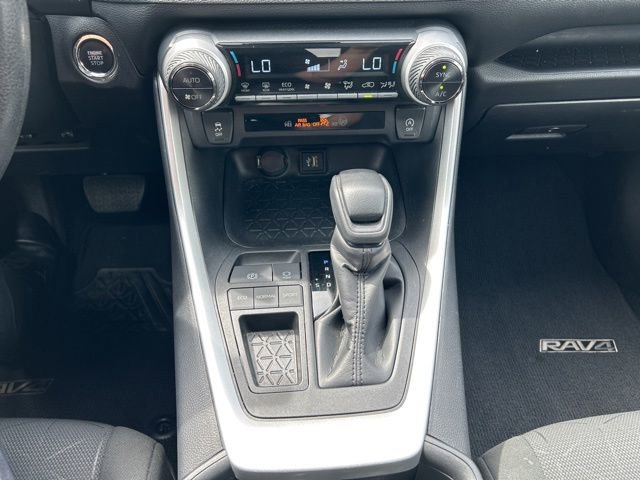 Used 2024 Toyota RAV4 XLE FWD image 18