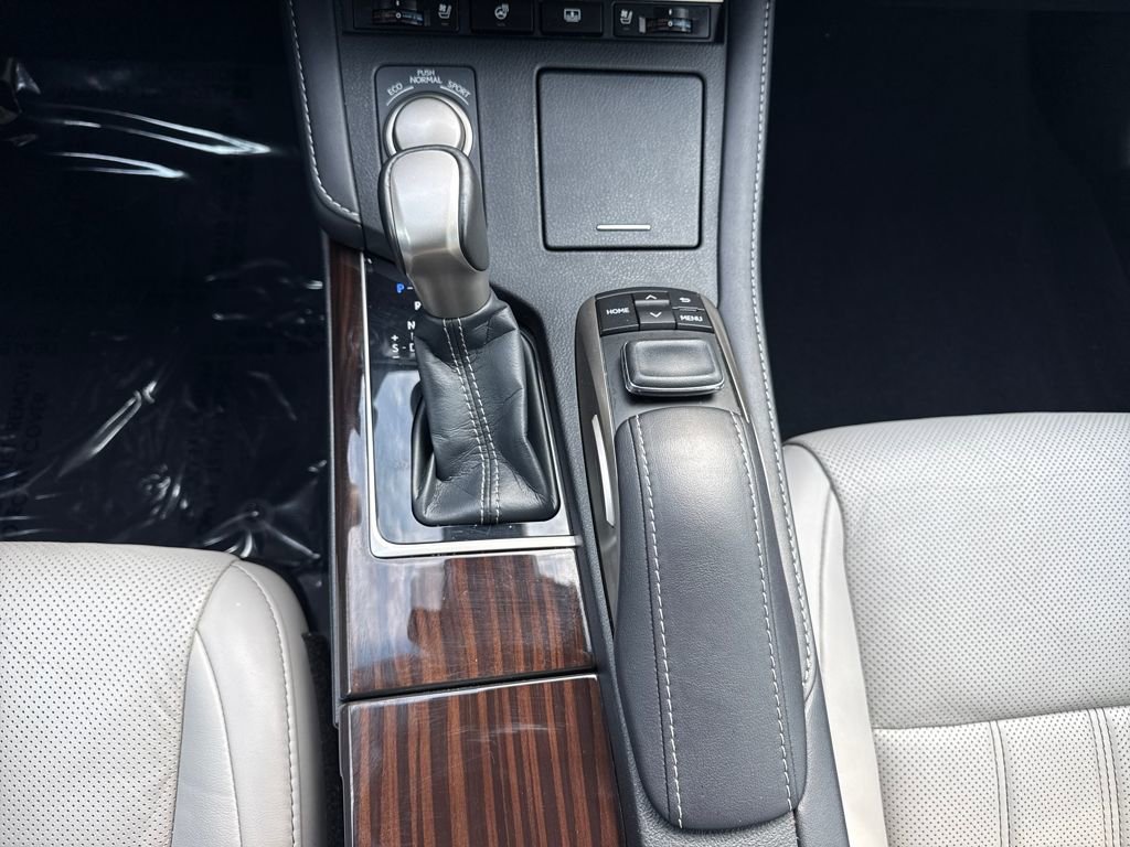 Used 2018 Lexus ES 350 w/ Luxury Package w/Wood Trim image 21