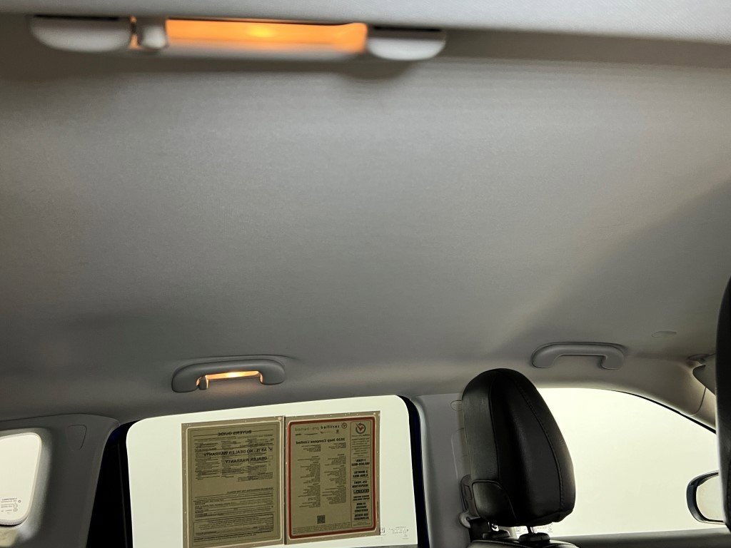 Certified 2020 Jeep Compass Limited image 17