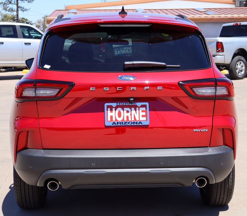Used 2025 Ford Escape ST-Line w/ Tech Pack #1 AWD/4WD image 4