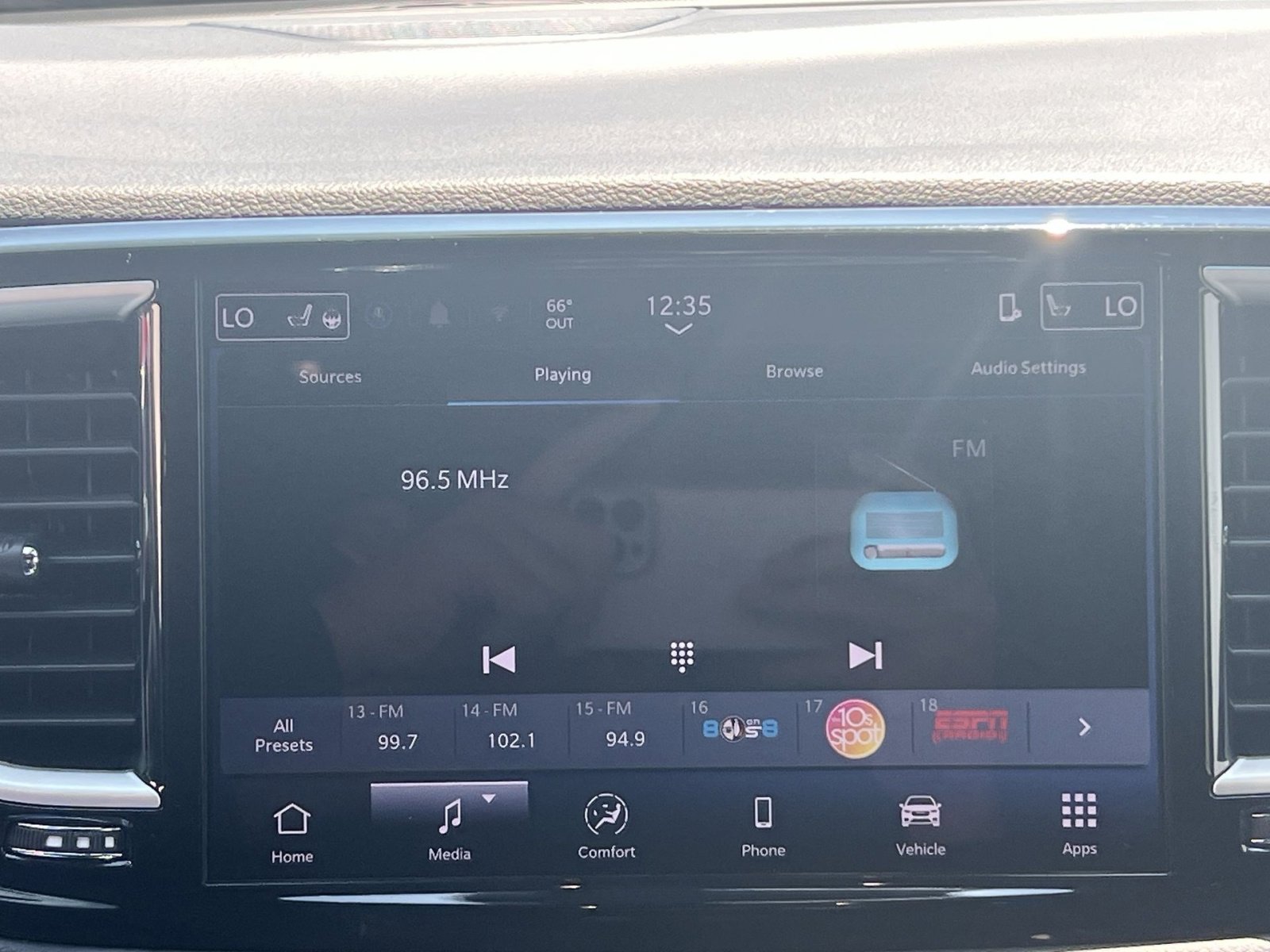 Used 2025 Chrysler Pacifica Select FWD image 26