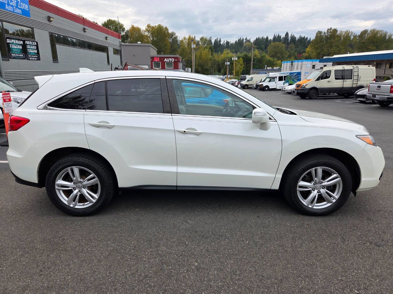 Used 2015 Acura RDX Base 4dr SUV FWD image 8