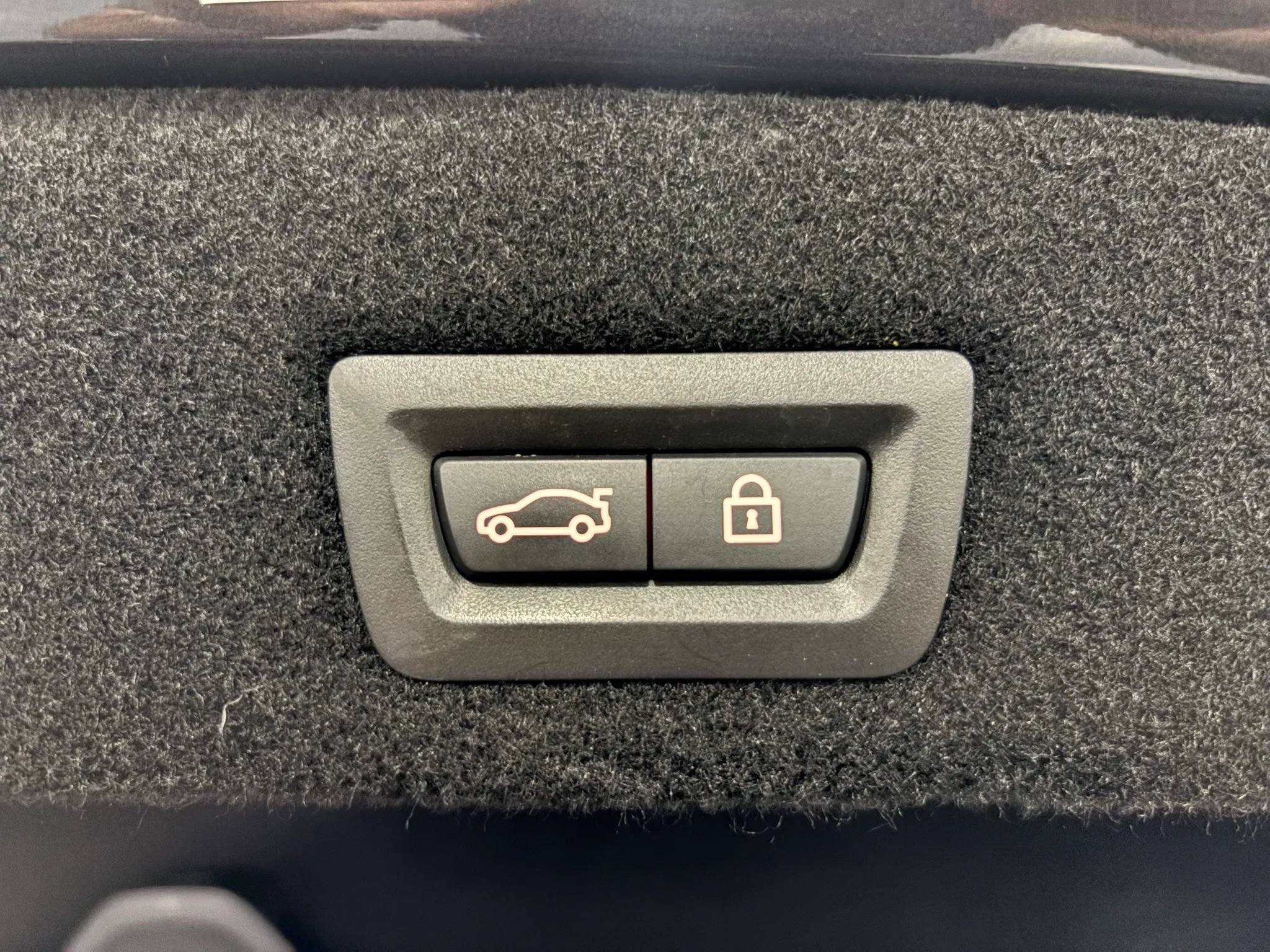 Used 2017 BMW 740e xDrive AWD/4WD image 58