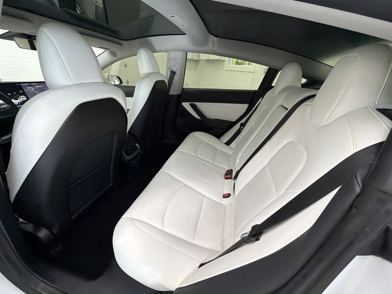 Used 2019 Tesla Model 3 Long Range AWD/4WD image 11