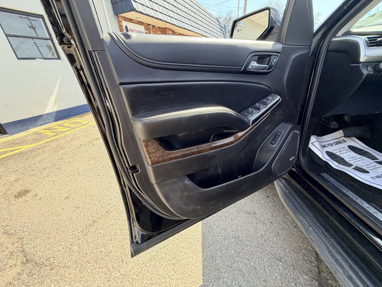 Used 2016 Chevrolet Suburban LT image 49