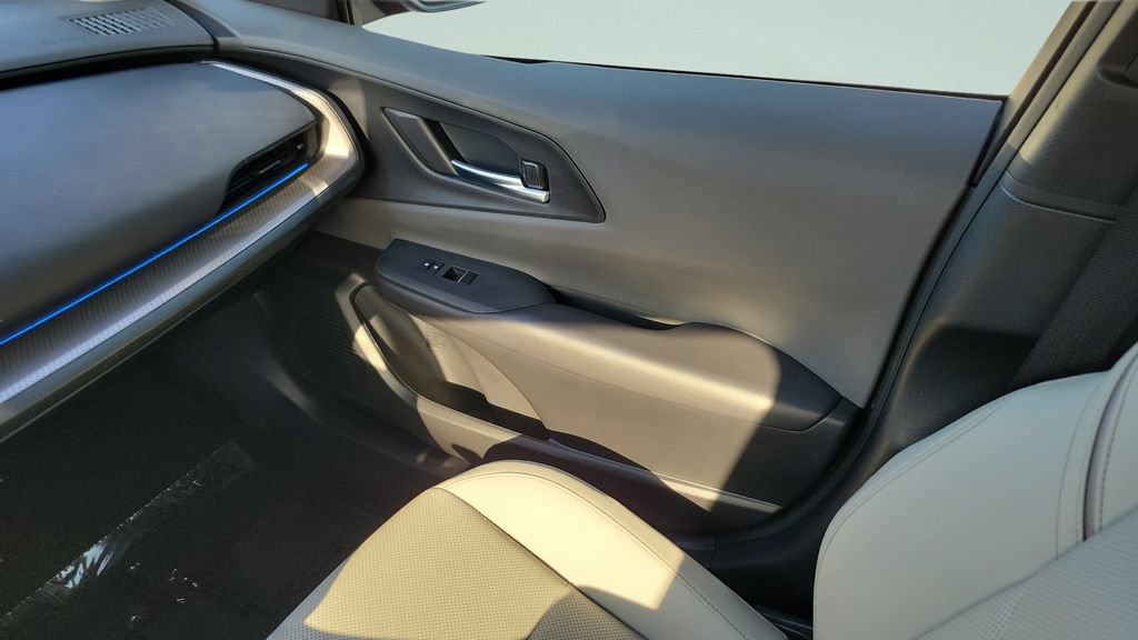 Certified 2024 Toyota Prius XLE AWD/4WD image 13