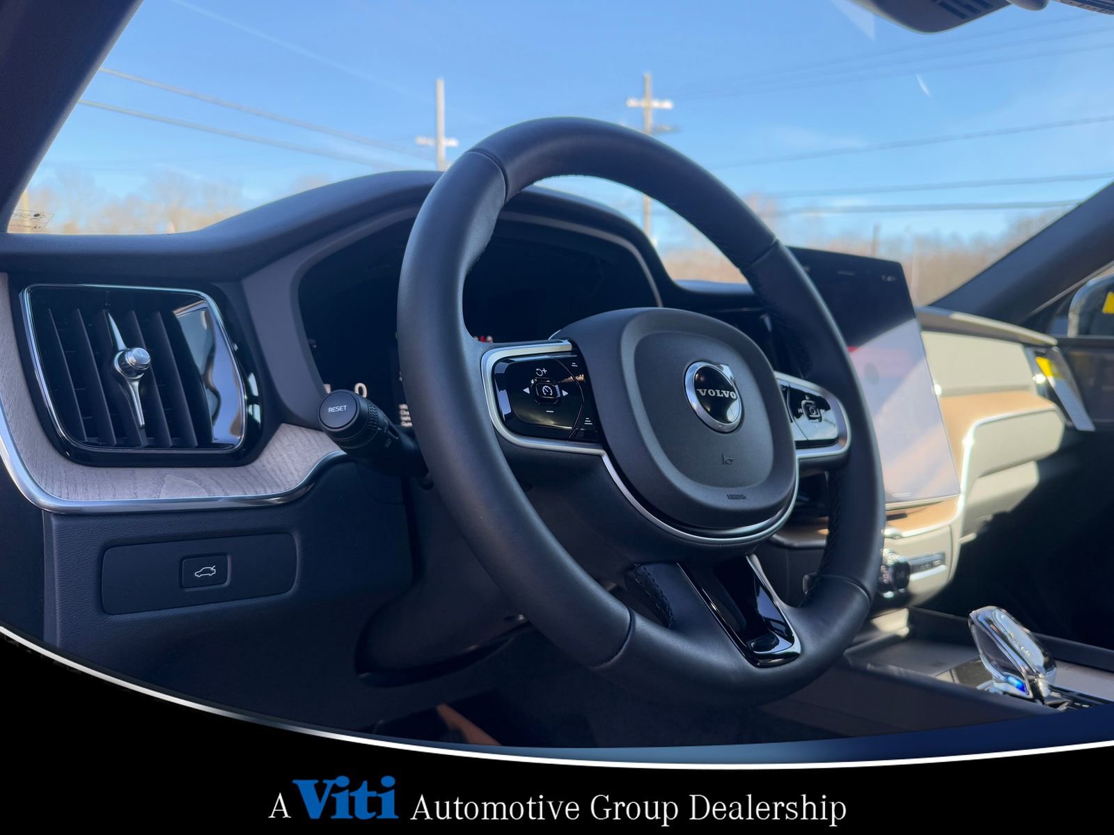 Used 2026 Volvo XC60 B5 Plus w/ Protection Package Premier image 12