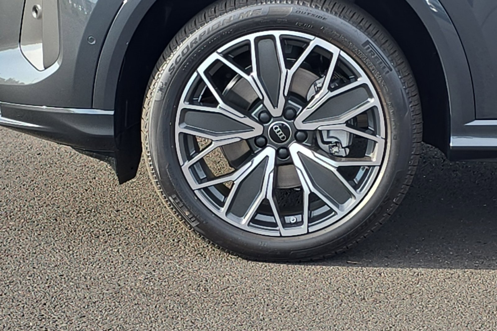 New 2025 Audi Q5 Premium Plus image 25