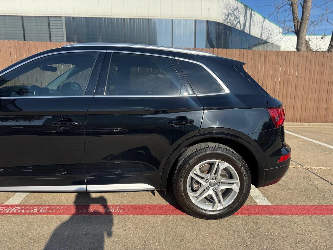 Used 2018 Audi Q5 2.0T Premium Plus w/ Premium Plus Package image 10