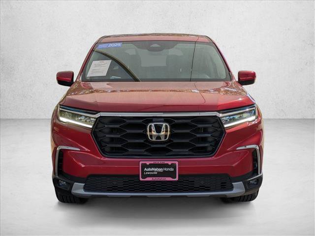 Used 2025 Honda Pilot EX-L image 2