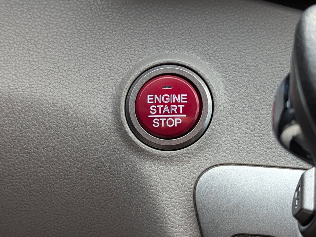 Used 2016 Honda Odyssey EX-L image 24