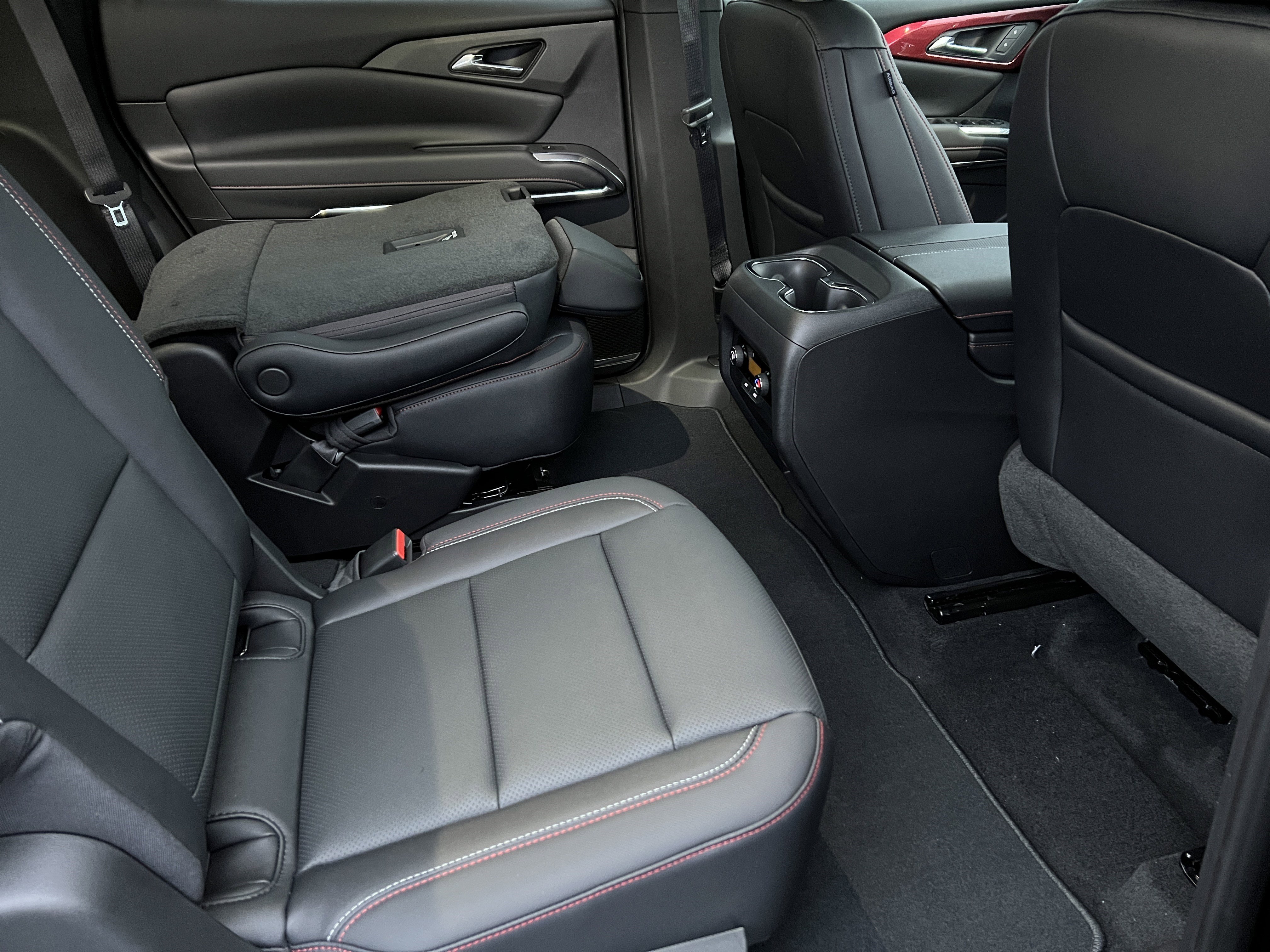 New 2026 Chevrolet Traverse Z71 w/ Enhanced Driving Package image 25