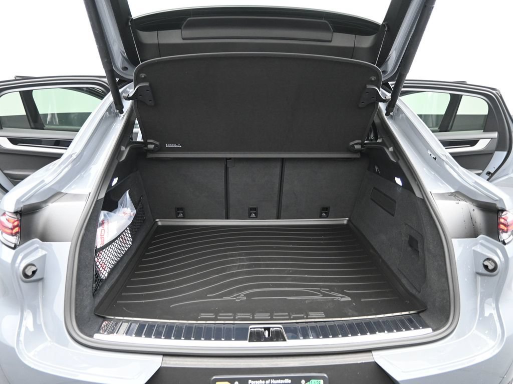 Certified 2026 Porsche Cayenne Coupe AWD/4WD image 22