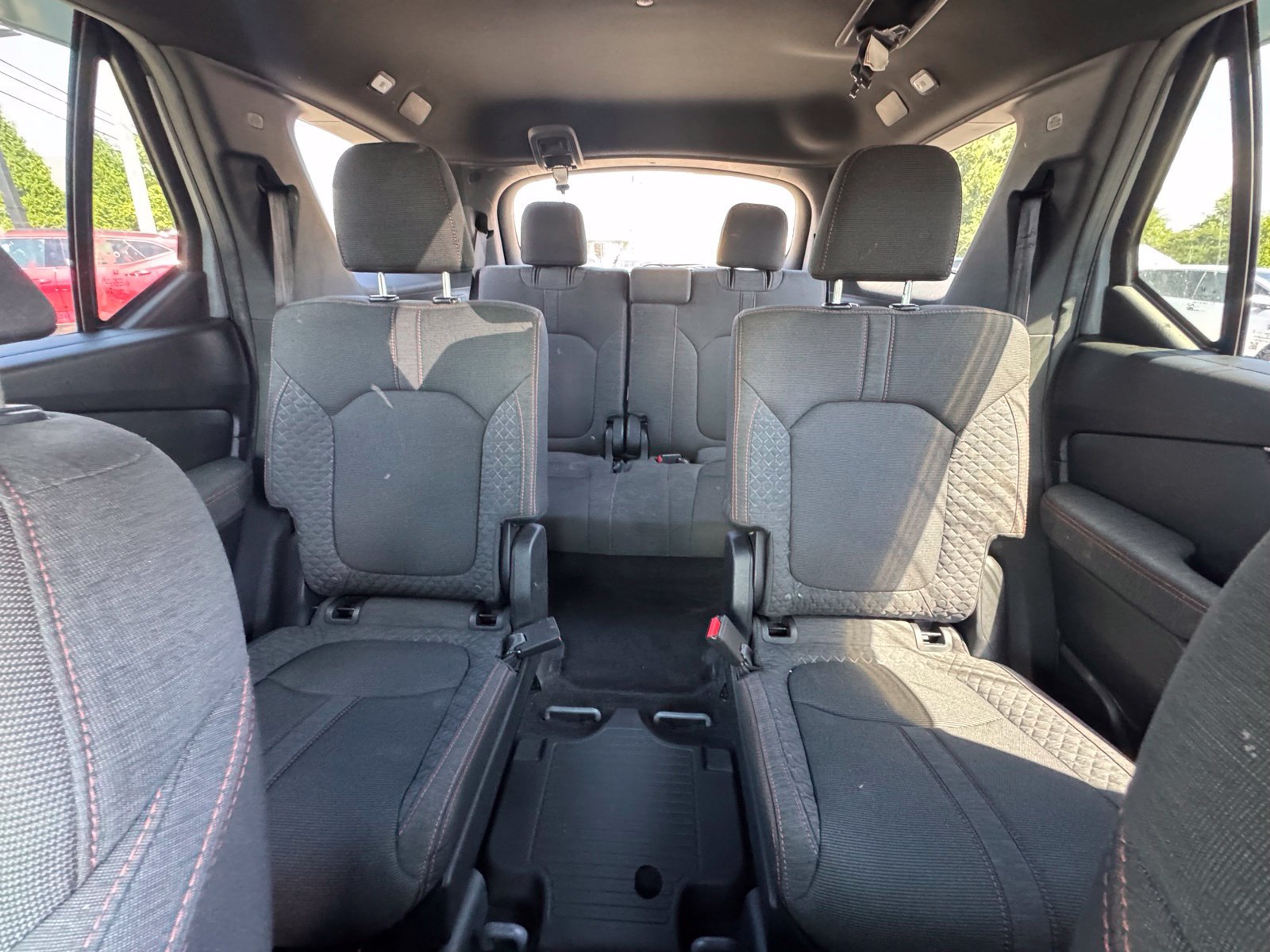 Used 2025 Honda Pilot Sport image 21