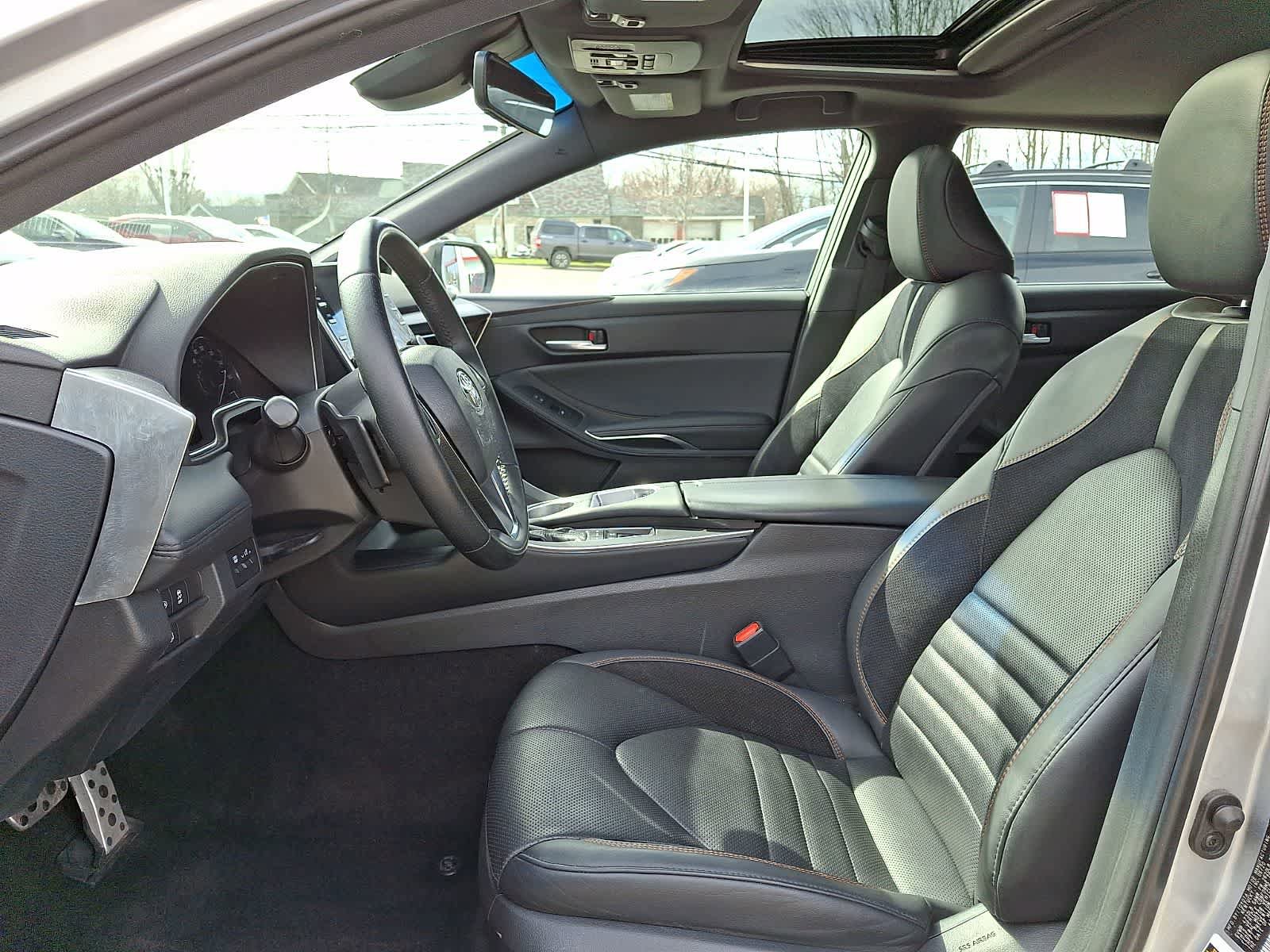 Certified 2020 Toyota Avalon XSE w/ All Weather Liner Package image 16