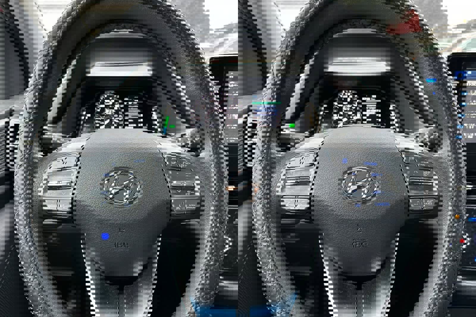 Used 2020 Hyundai Ioniq Blue image 26