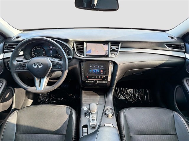 Used 2021 INFINITI QX50 Essential w/ Convenience Package image 17