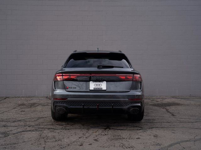 New 2026 Audi RS Q8 performance image 5