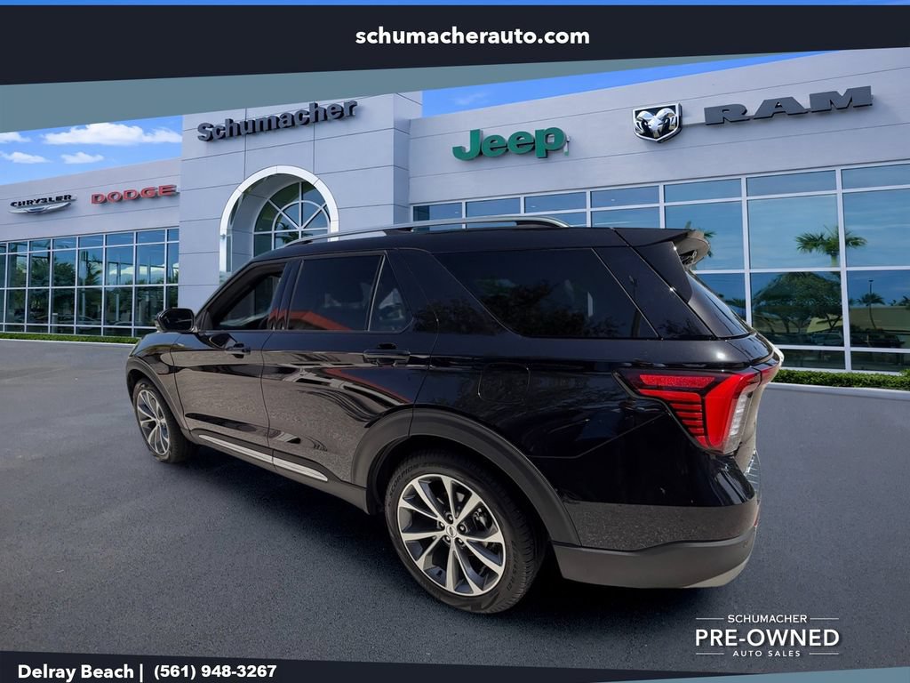 Used 2025 Ford Explorer Platinum w/ Ultimate Package RWD image 5