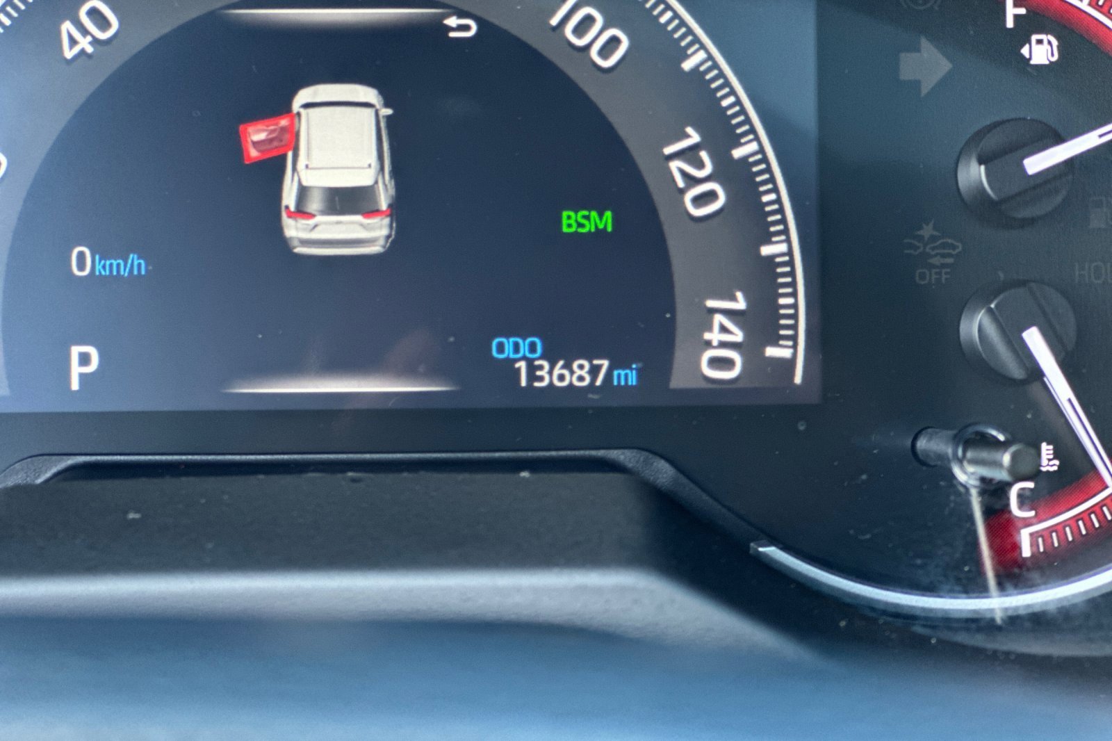 Used 2021 Toyota RAV4 Limited image 31