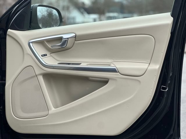 Used 2013 Volvo S60 T5 FWD image 21