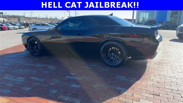 Used 2023 Dodge Challenger SRT Hellcat image 8