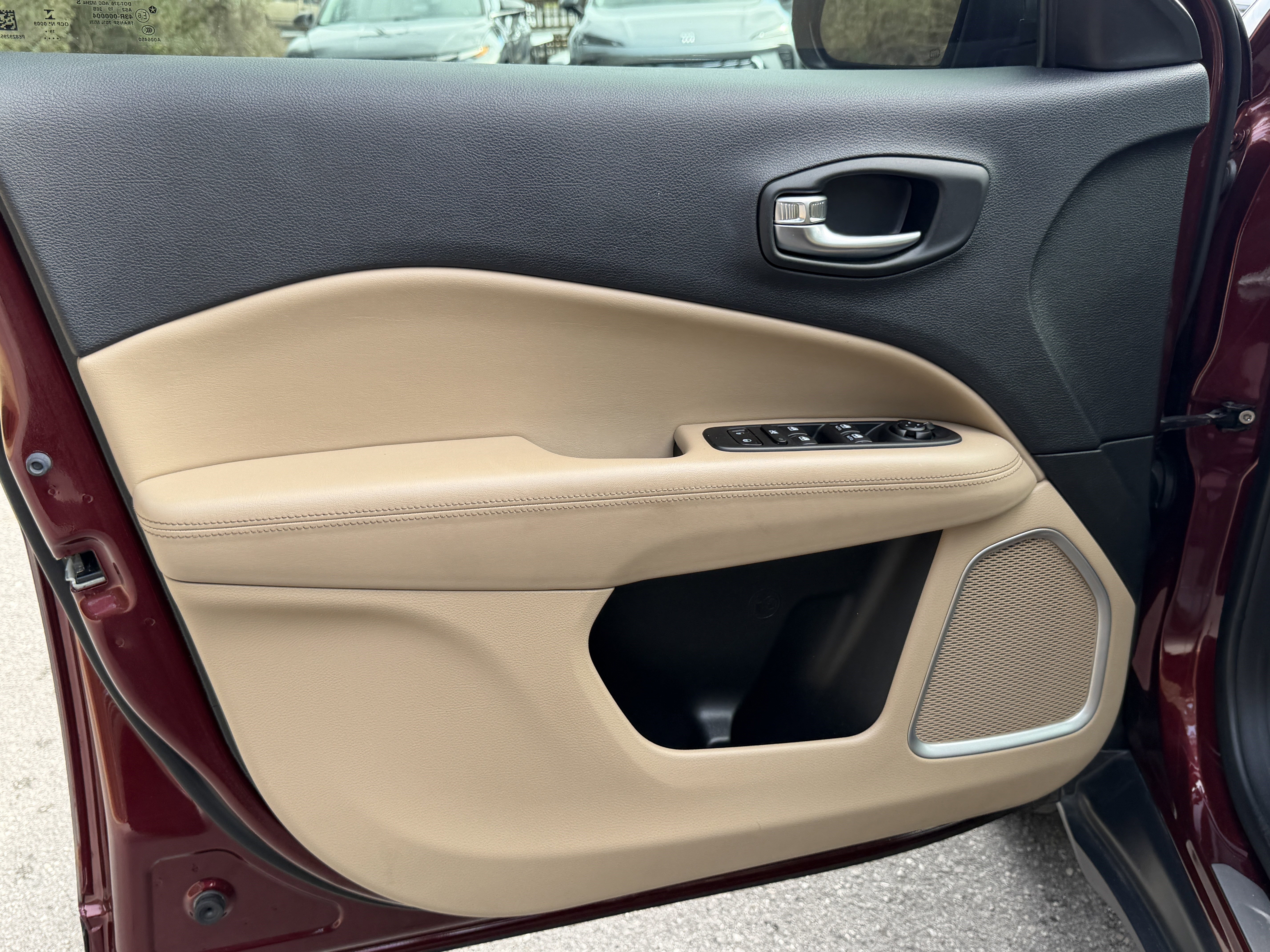 Used 2020 Jeep Compass Sport w/ Tech Group image 12