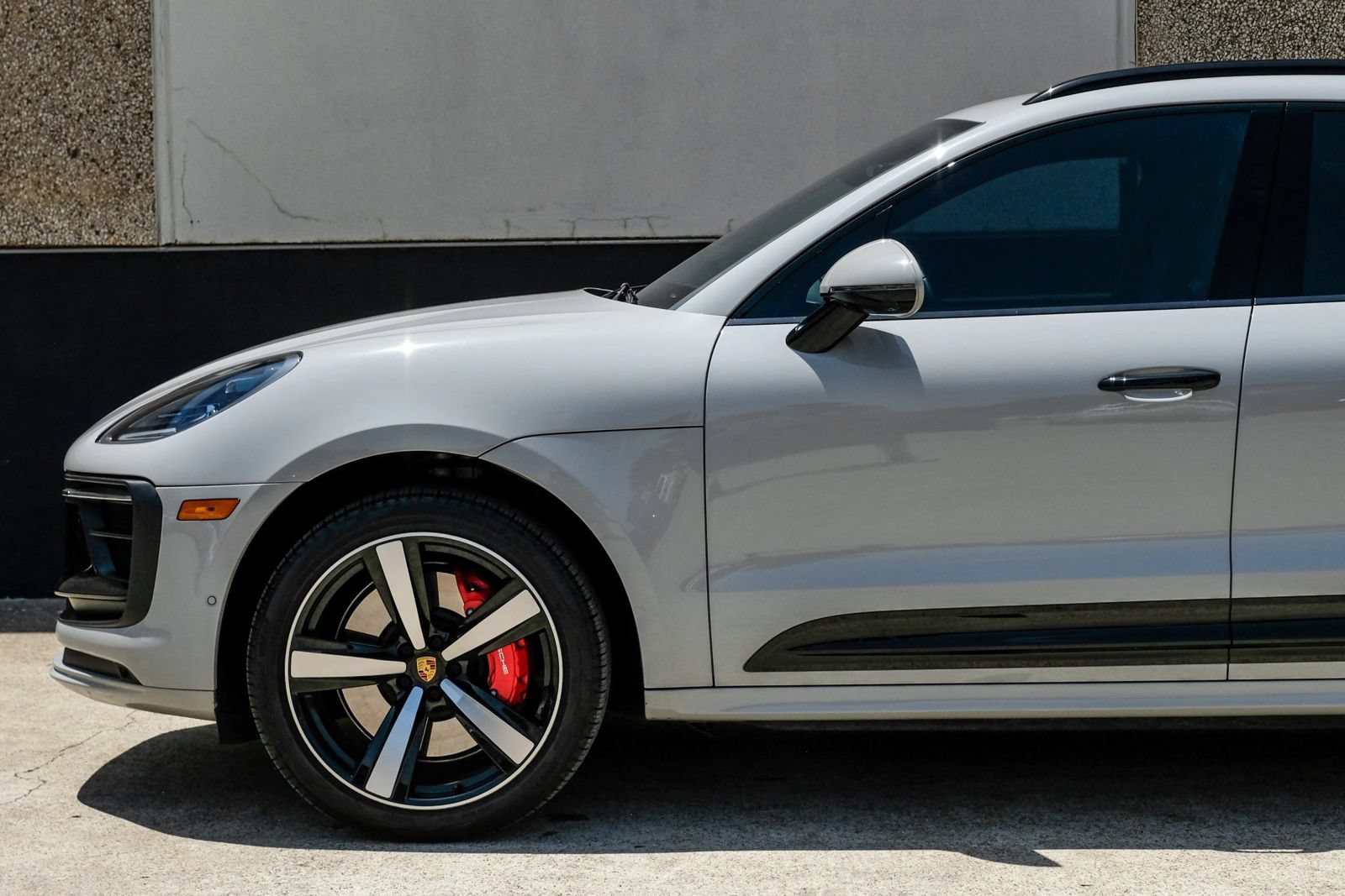Used 2023 Porsche Macan GTS AWD/4WD image 12