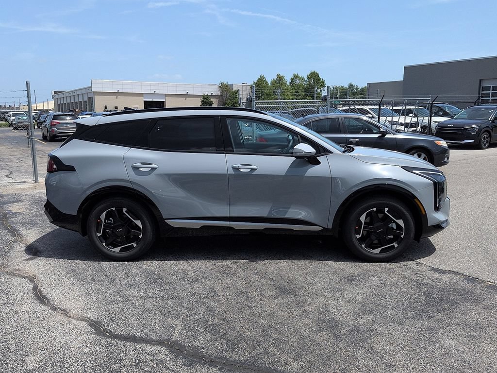 New 2026 Kia Sportage SX FWD image 2