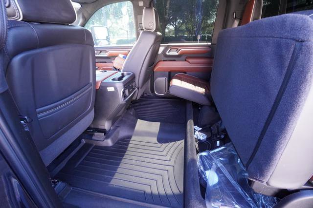 Used 2024 GMC Sierra 3500 Denali Ultimate AWD/4WD image 26