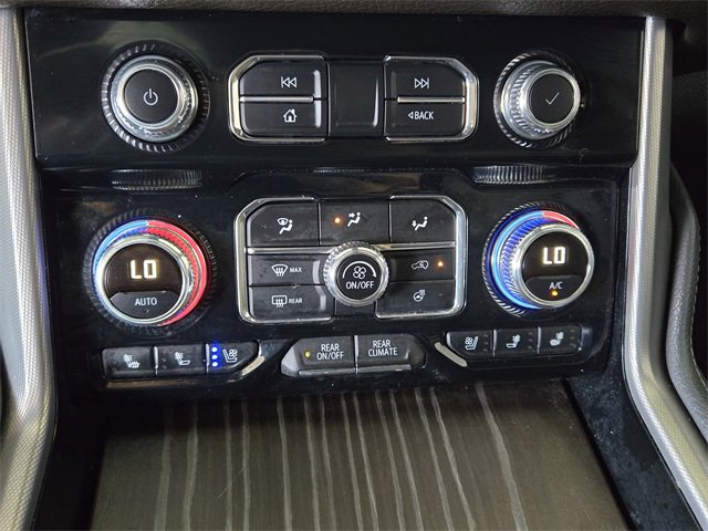 Used 2024 GMC Yukon XL Denali w/ Advanced Technology Package image 18