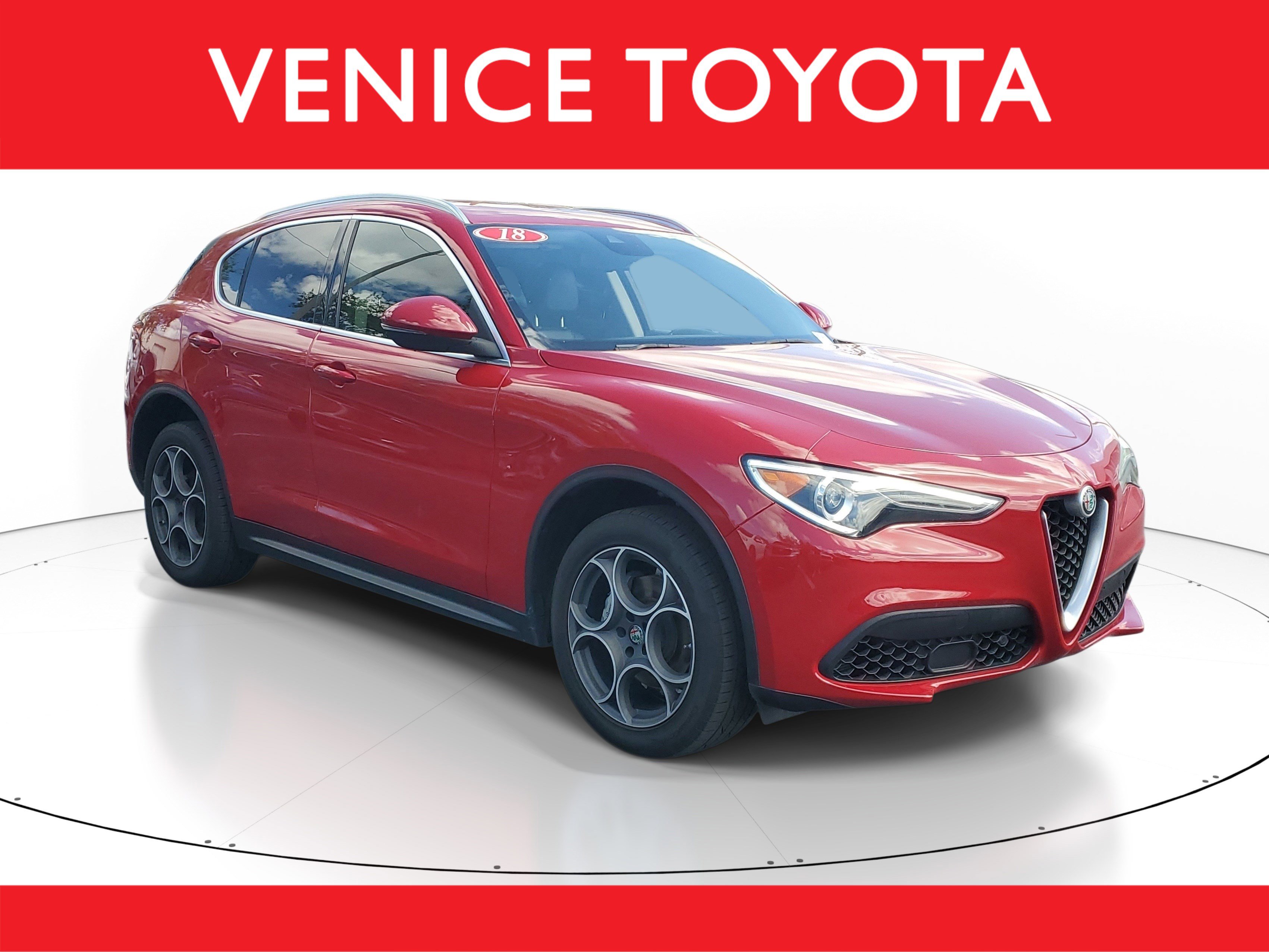 Used 2018 Alfa Romeo Stelvio AWD image 1