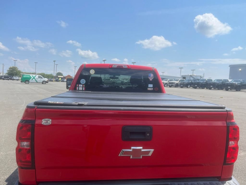 Used 2018 Chevrolet Silverado 1500 Custom w/ Trailering Package AWD/4WD image 3