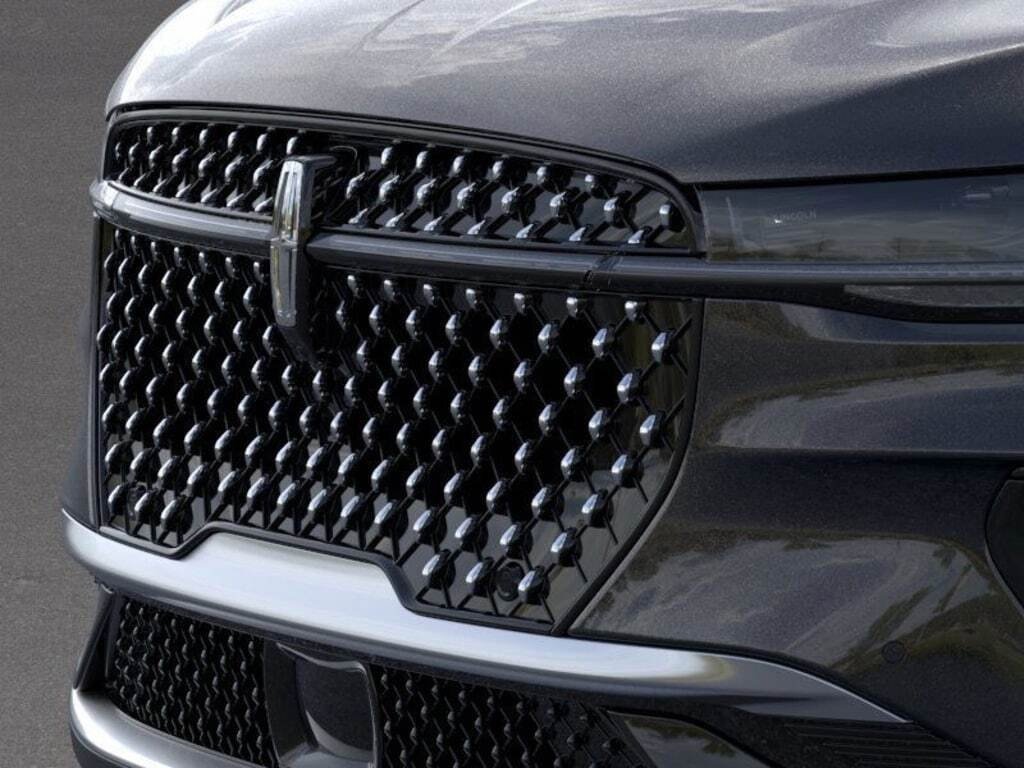 New 2026 Lincoln Nautilus Premier w/ Equipment Group 102A image 39