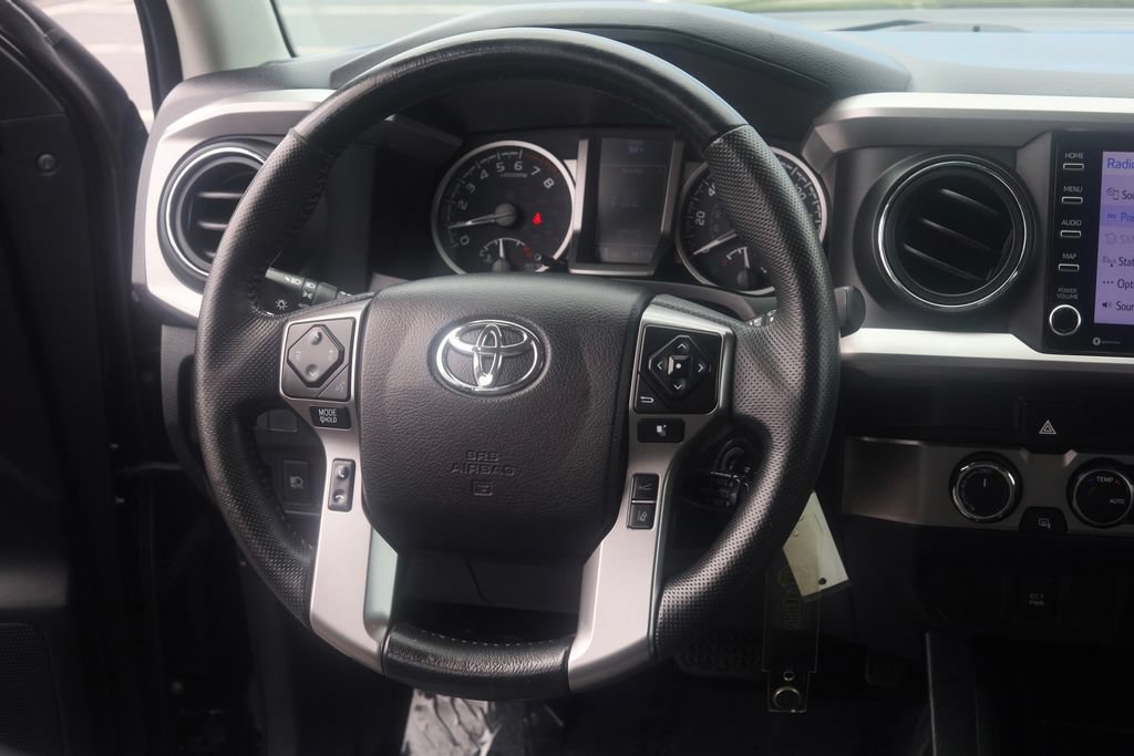 Certified 2021 Toyota Tacoma SR5 AWD/4WD image 11