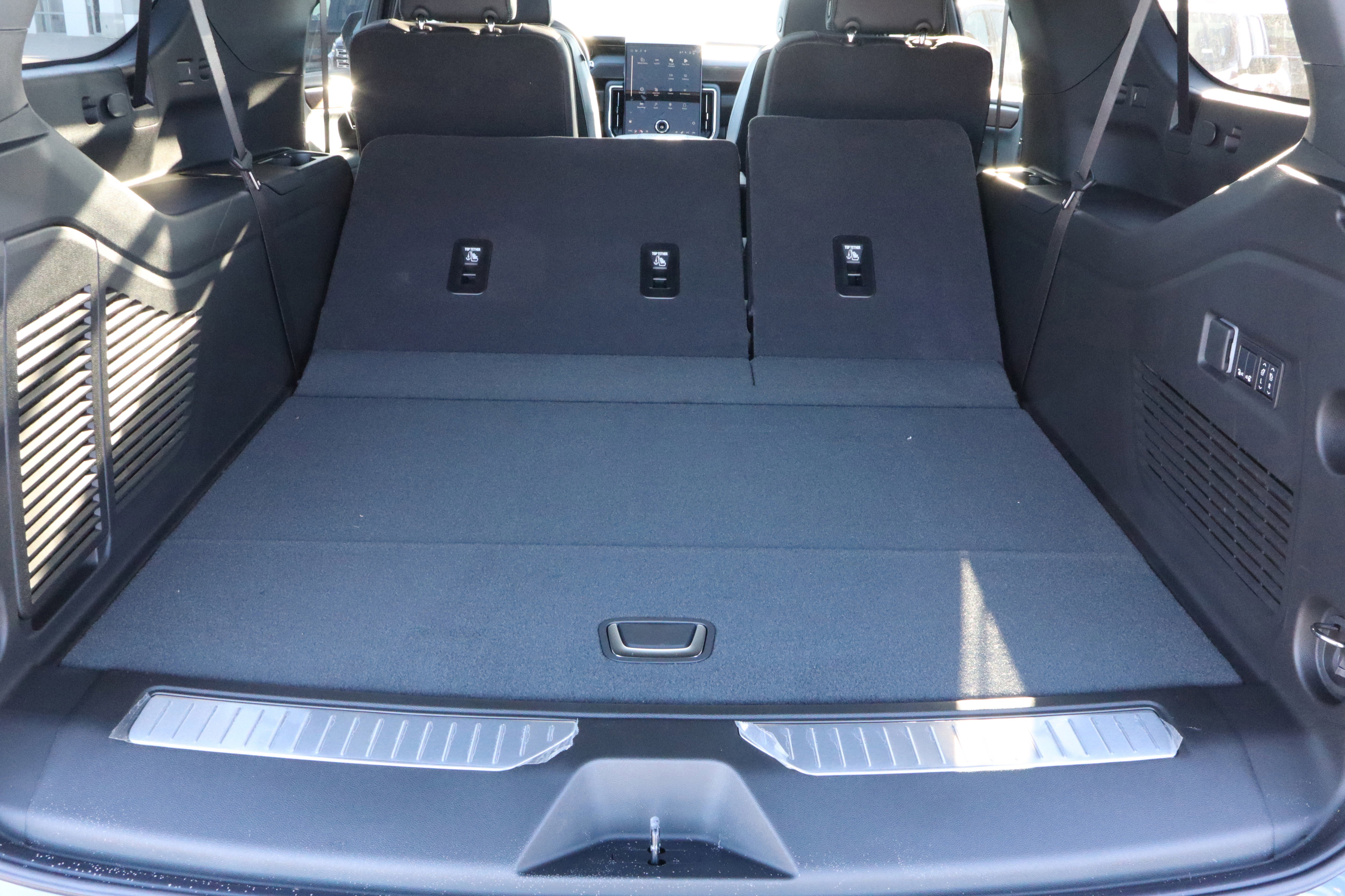 New 2026 GMC Yukon XL Denali w/ Sun & Power Step Package image 16