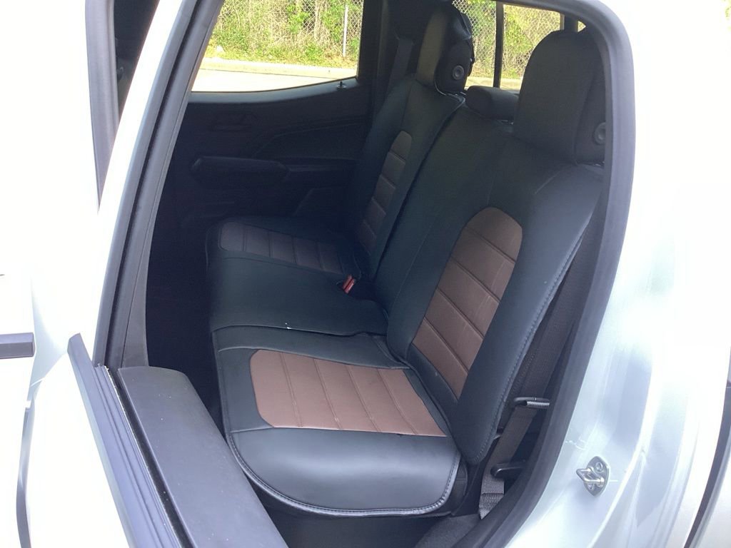 Used 2025 Chevrolet Colorado W/T w/ Advanced Trailering Package image 35