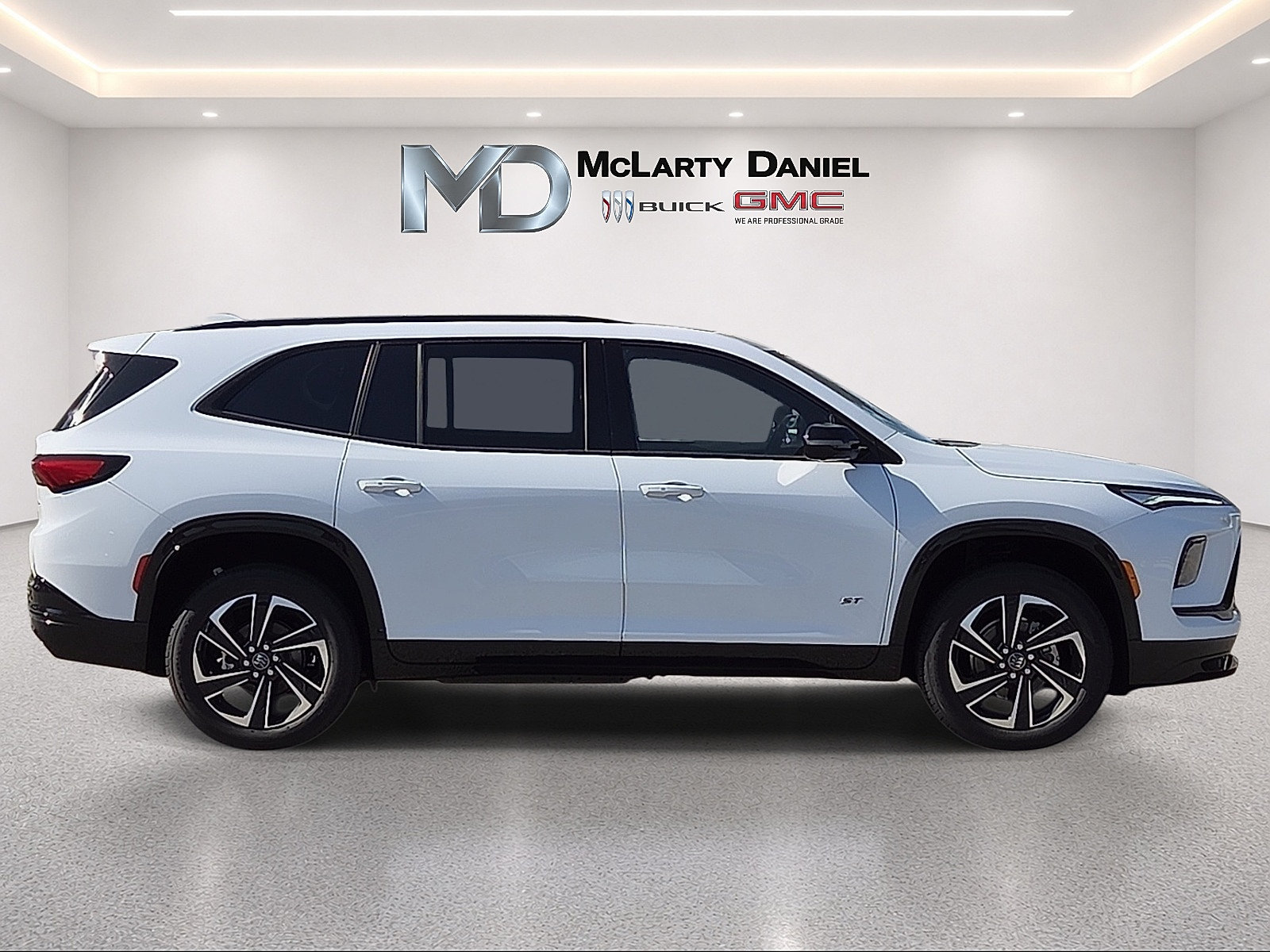 New 2027 Buick Enclave Sport Touring w/ Power Package FWD image 6
