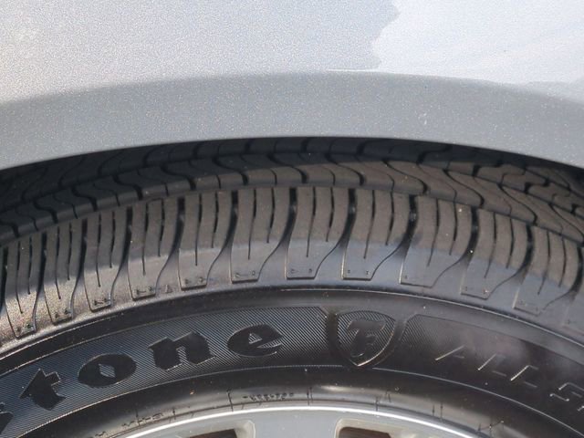Used 2015 Chrysler Town & Country Touring w/ Driver Convenience Group image 20