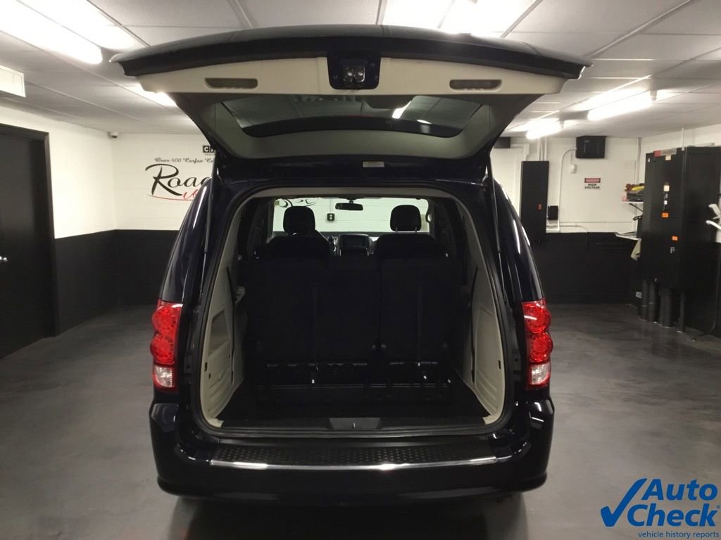 Used 2015 Dodge Grand Caravan SE w/ Quick Order Package 29E SE image 12