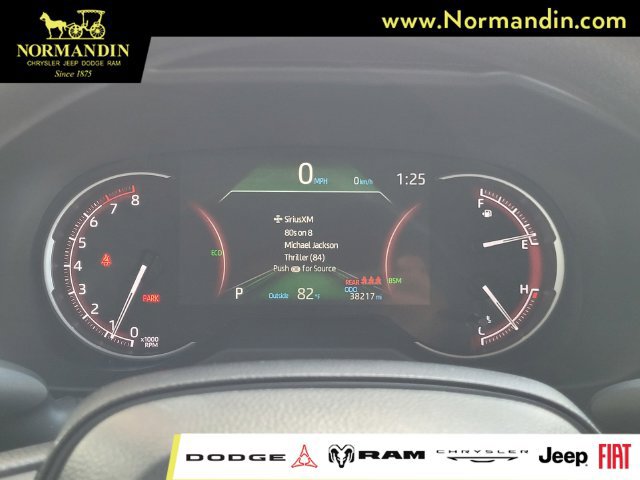 Used 2025 Toyota RAV4 XLE FWD image 8