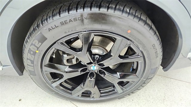 Used 2026 BMW X7 xDrive40i image 60