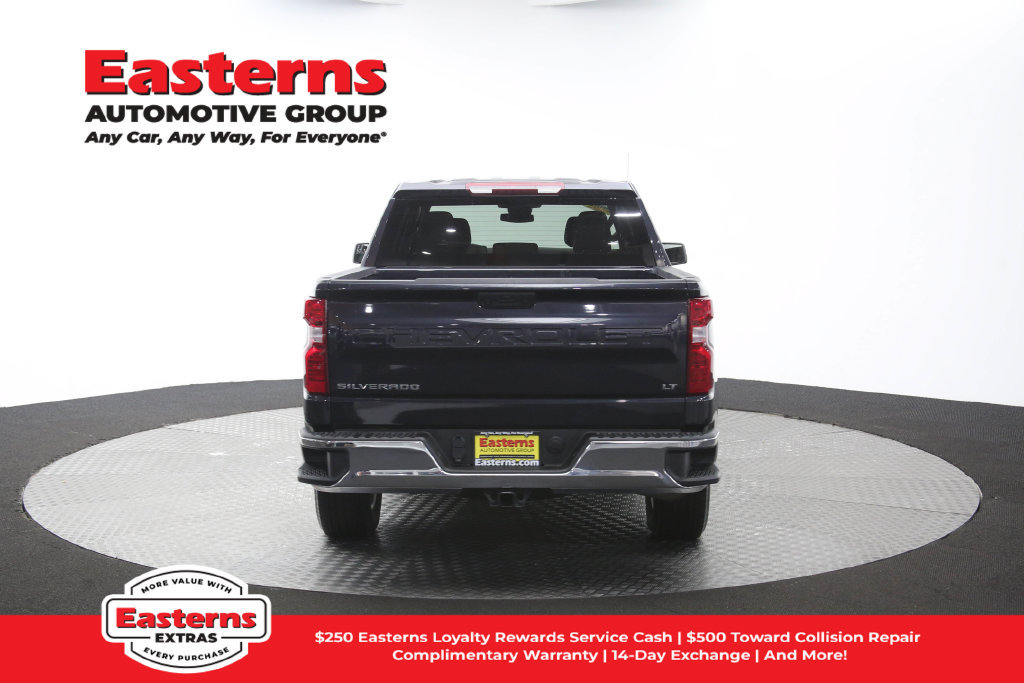 Used 2023 Chevrolet Silverado 1500 LT AWD/4WD image 43