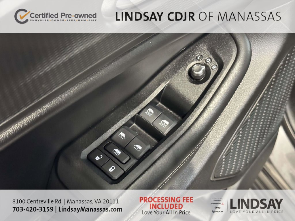 Used 2024 Jeep Grand Cherokee L Laredo AWD/4WD image 29