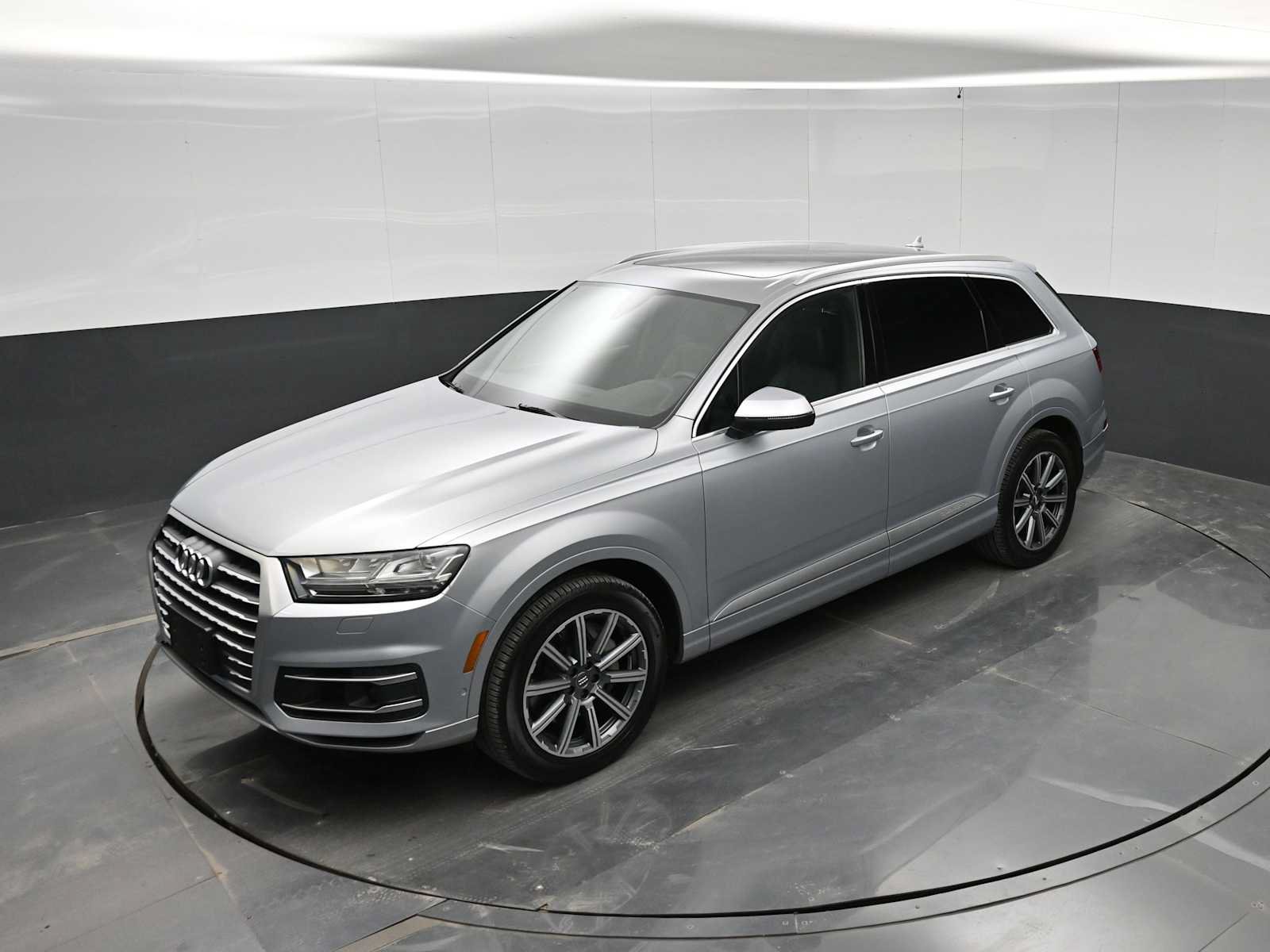 Used 2019 Audi Q7 3.0T Premium Plus w/ Premium Plus Package AWD/4WD image 33