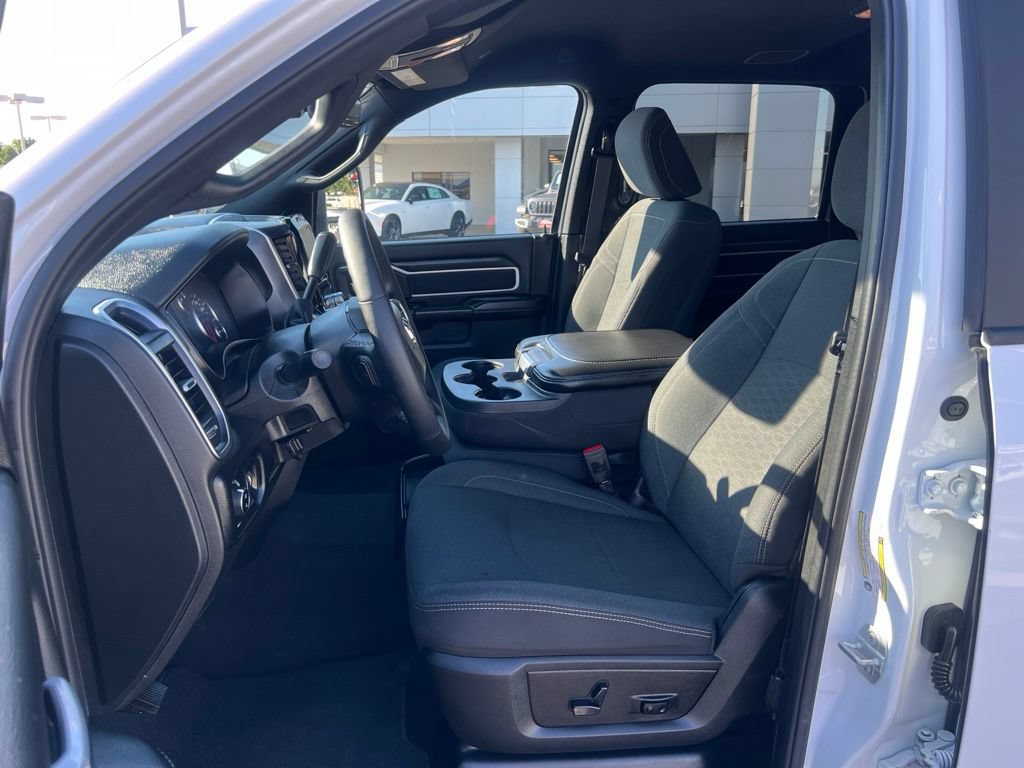 Used 2025 RAM 2500 Big Horn AWD/4WD image 25