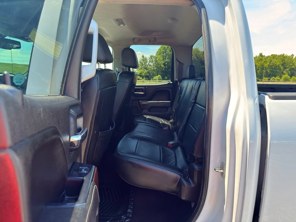Used 2016 GMC Sierra 2500 SLT w/ Suspension Package, Off-Road AWD/4WD image 25