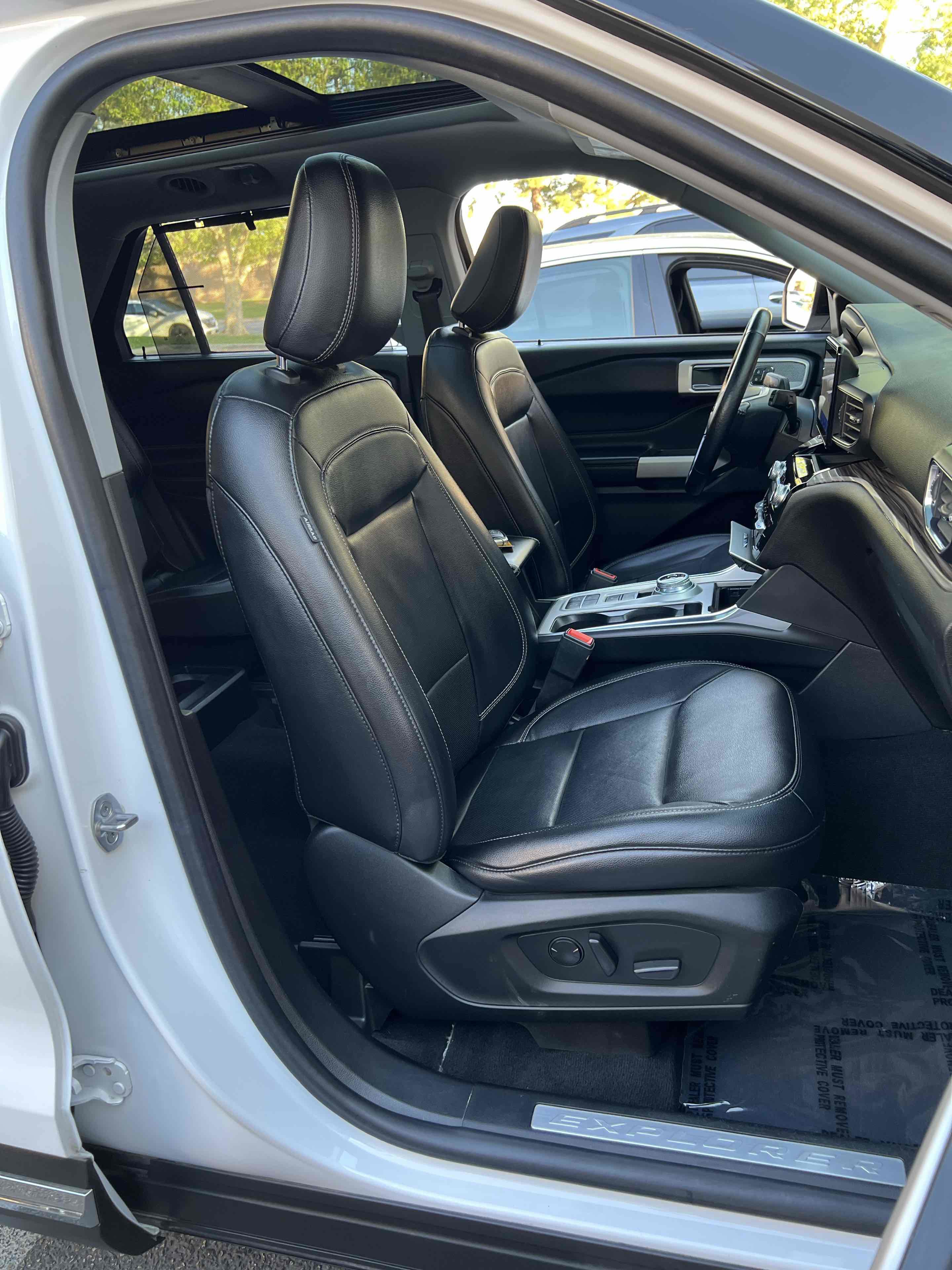 Used 2021 Ford Explorer Limited w/ Equipment Group 301A image 42