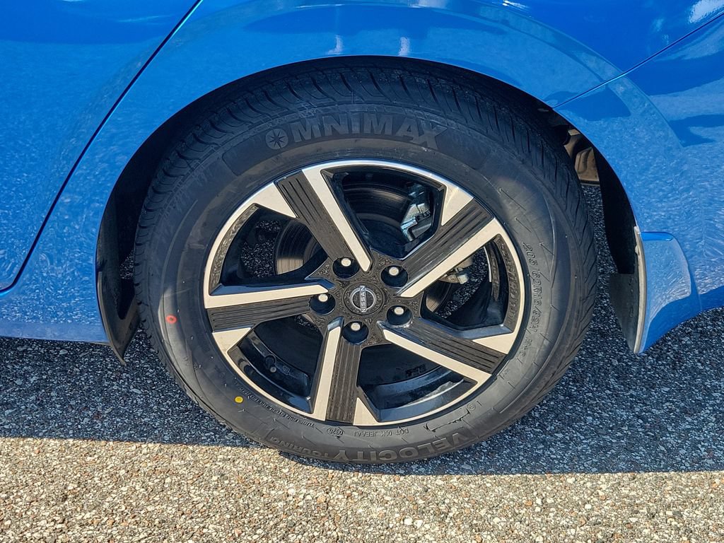 Certified 2024 Nissan Sentra SV FWD image 5