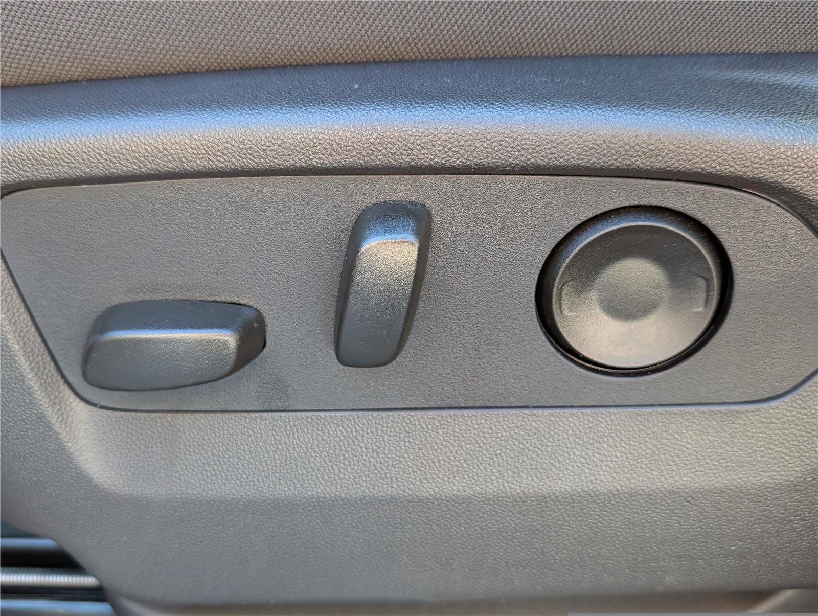 New 2026 Chevrolet Silverado 2500 Custom image 17